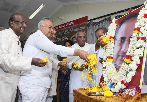 ಮಹದೇವಪ್ರಸಾದ್ ಜನಪರ ರಾಜಕಾರಣಿಯಾಗಿದ್ದರು: ರಾಮಲಿಂಗಾರೆಡ್ಡಿ